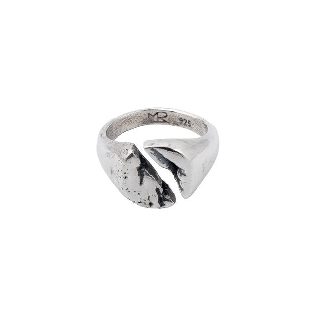 Product Shot Vol.8 - Center Split Signet Ring