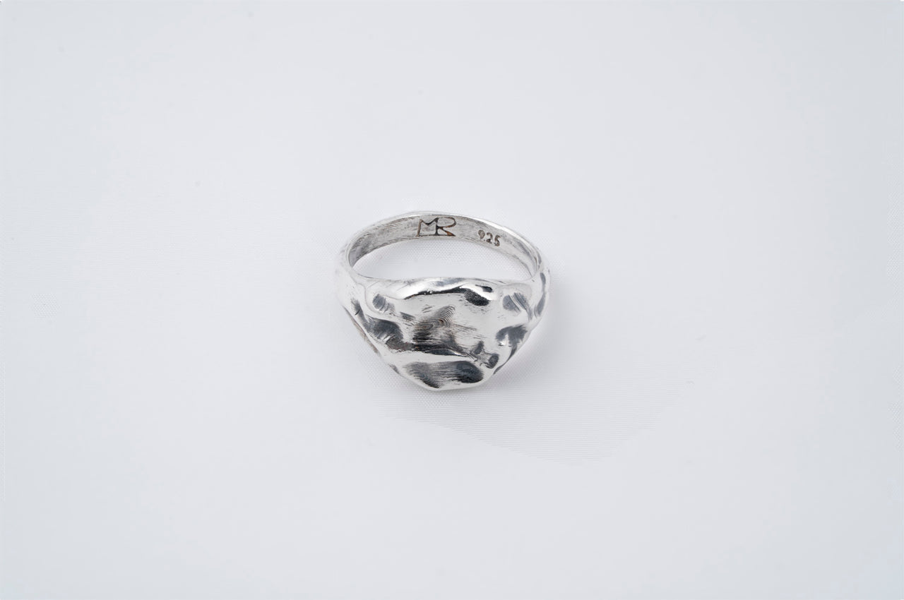 Dune Signet Ring