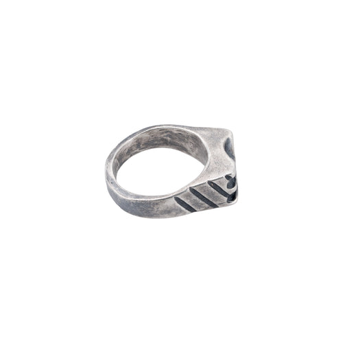 Ridge Signet Ring 4