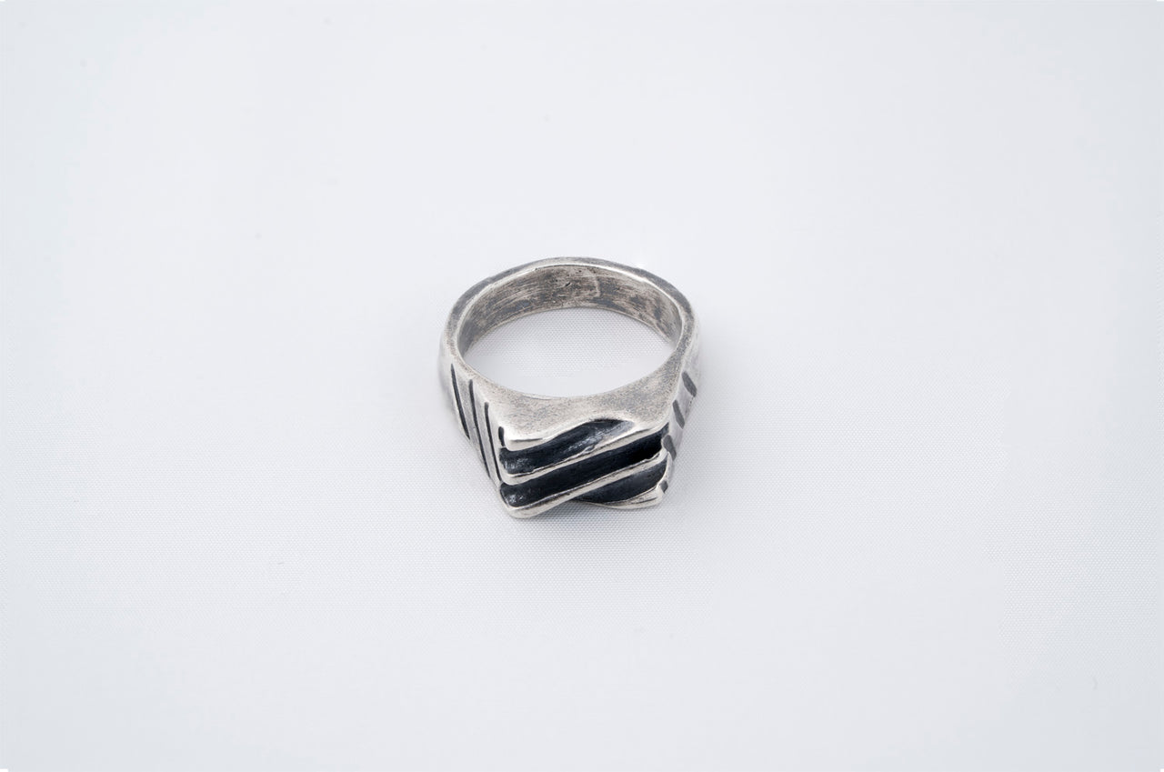 Ridge Signet Ring